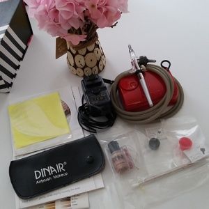 Dinair airbrush makeup